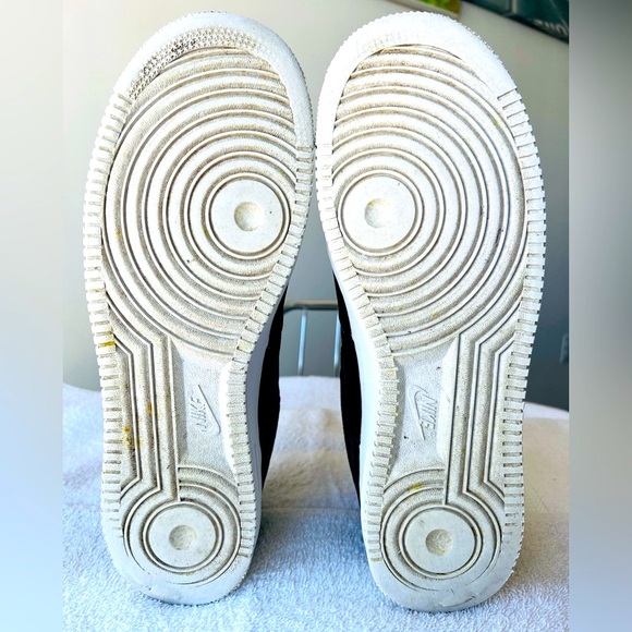 Nike Air Force 1 LV8 ‘Reflective Swoosh - Black’ - Picture 6 of 16